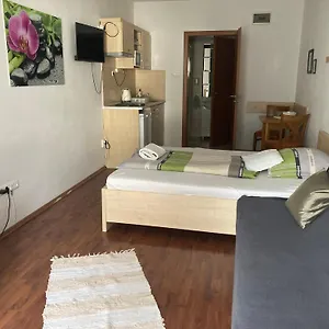https://stdin1.hotels-hajduszoboszlo-hungary.com